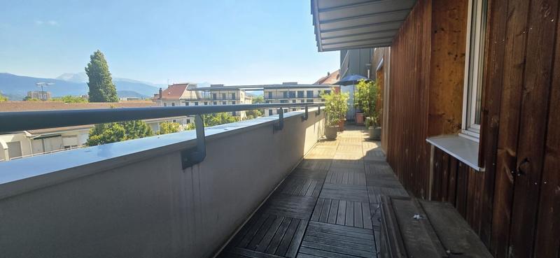 Appartement - 72 m² - 3 pièces