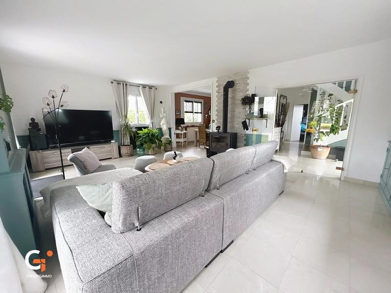 Maison - 197 m² - 8 pièces