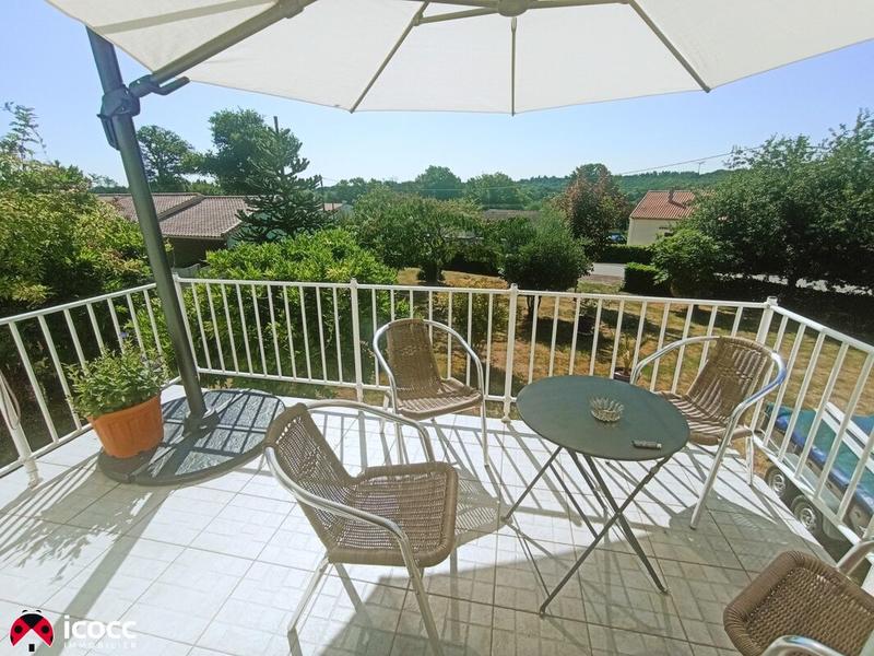 Maison - 102 m² - 5 pièces