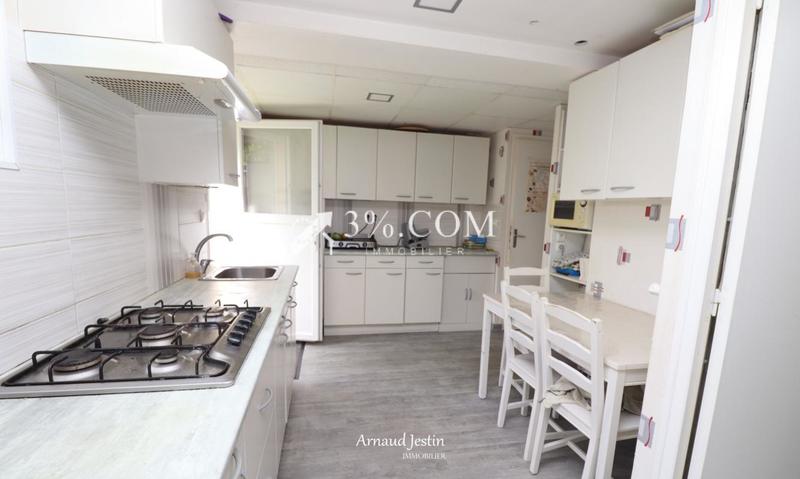 Maison - 158 m² - 7 pièces