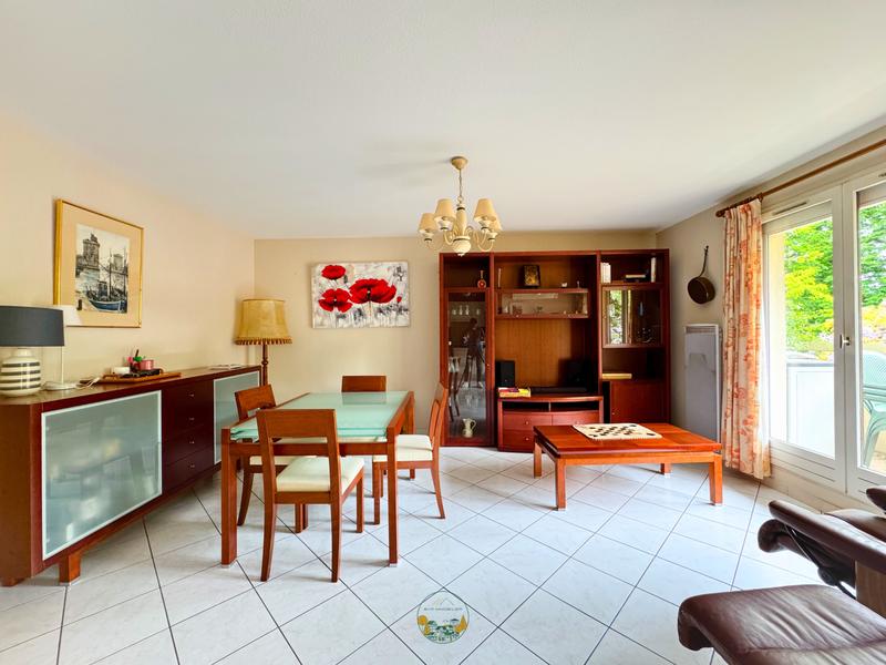 Appartement - 75 m² - 4 pièces