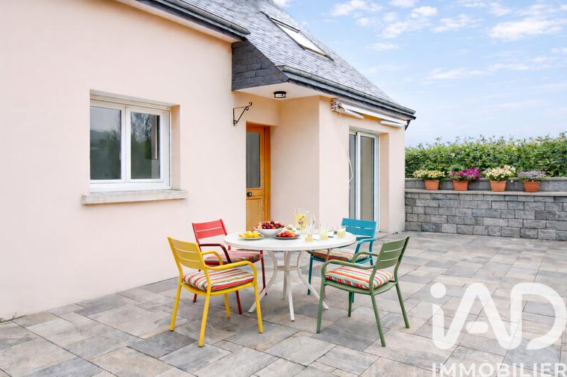 Maison - 93 m² - 5 pièces