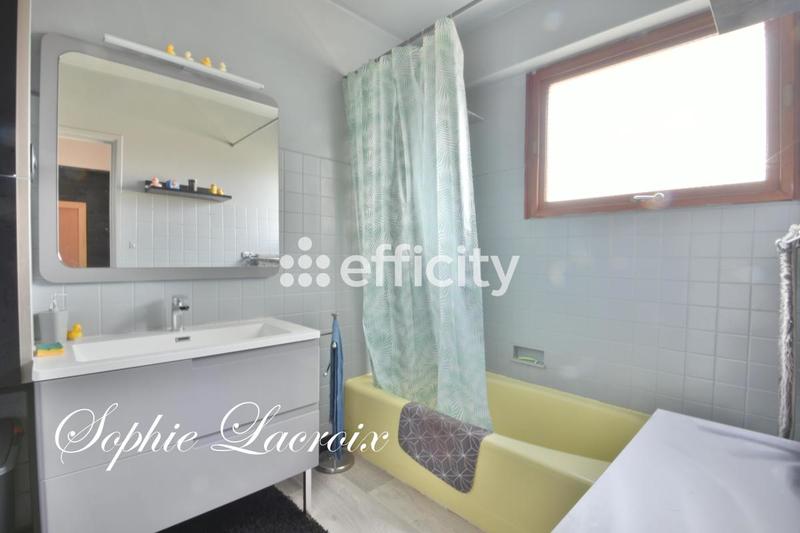 Villa - 173 m² - 7 pièces