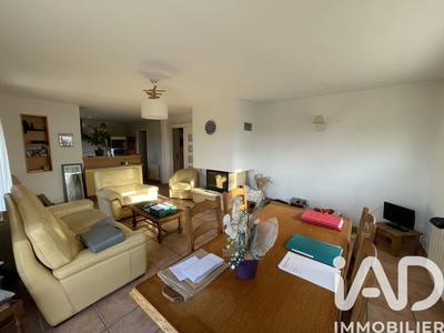 Maison - 91 m² - 5 pièces