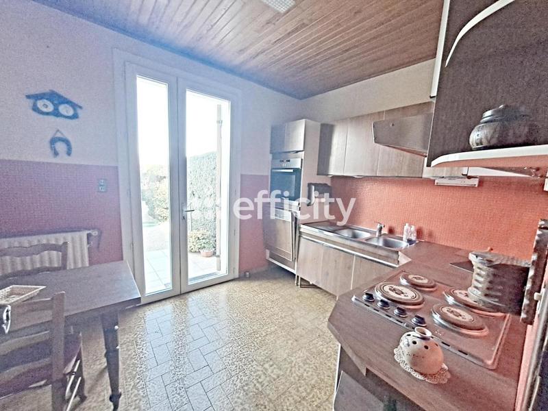 Maison - 90 m² - 4 pièces