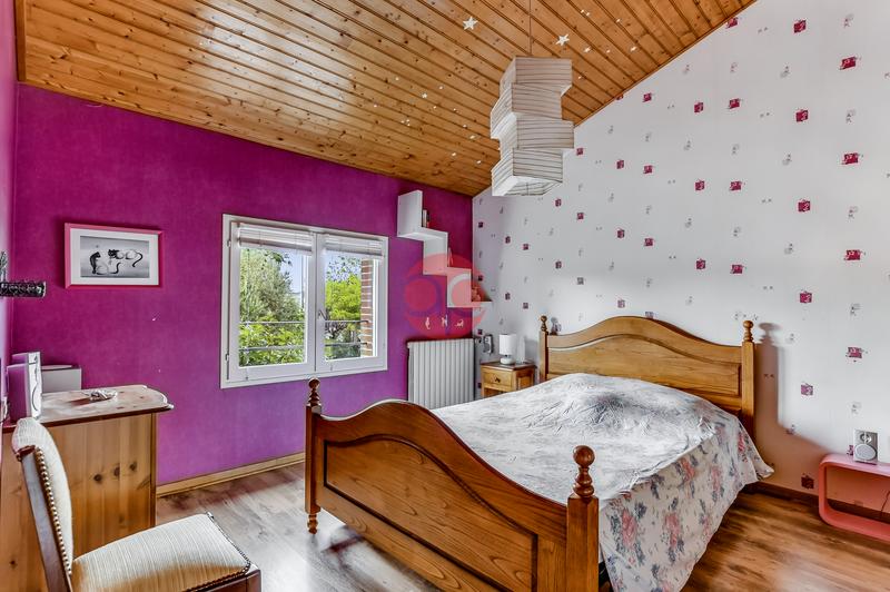 Maison - 166 m² - 6 pièces