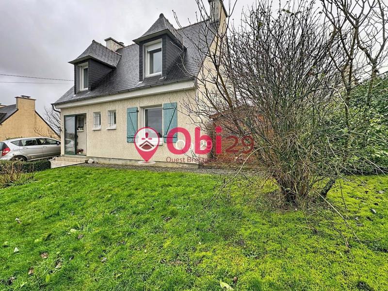 Maison - 92 m² - 5 pièces