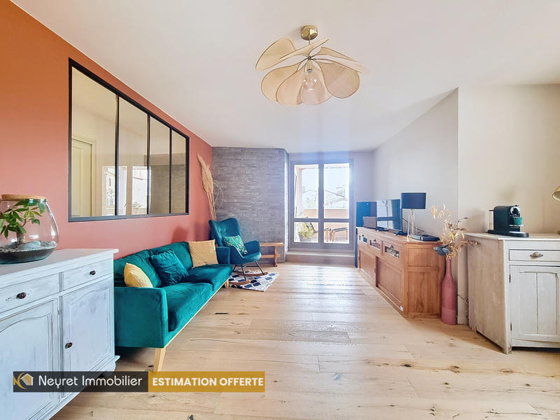 Appartement - 110 m² - 5 pièces