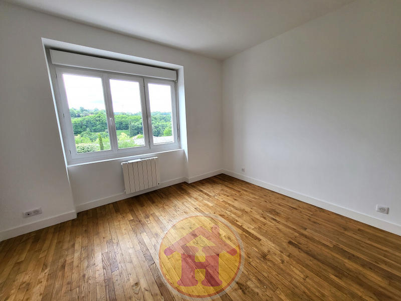 Appartement - 155 m² - 8 pièces