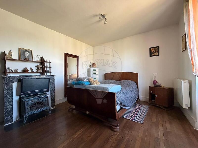 Maison - 151 m² - 6 pièces