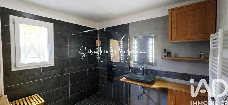 Maison - 111 m² - 5 pièces