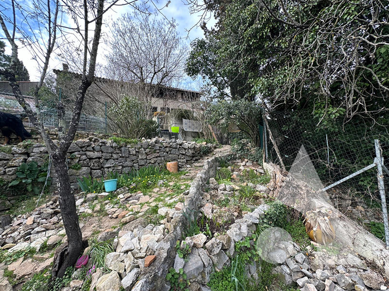 Maison de village - 96 m² - 4 pièces