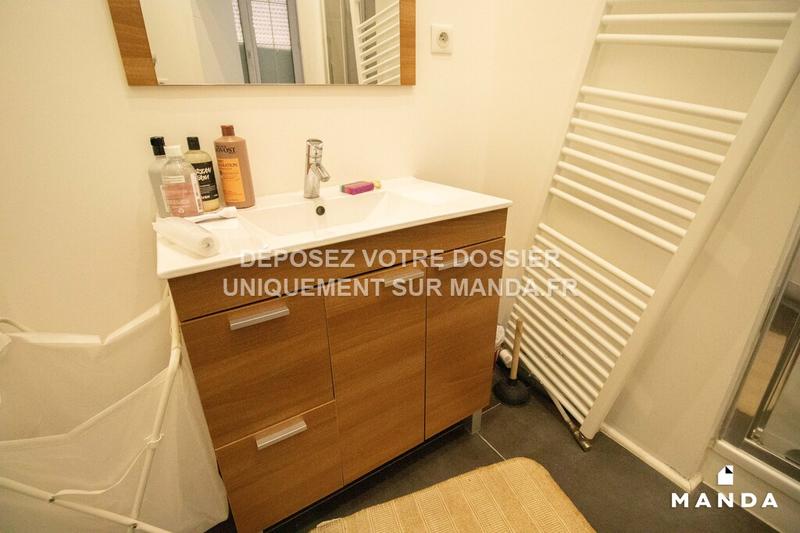 Chambre - 10 m² - 5 pièces