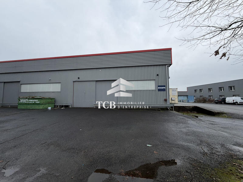 Local d'activités - 546 m²