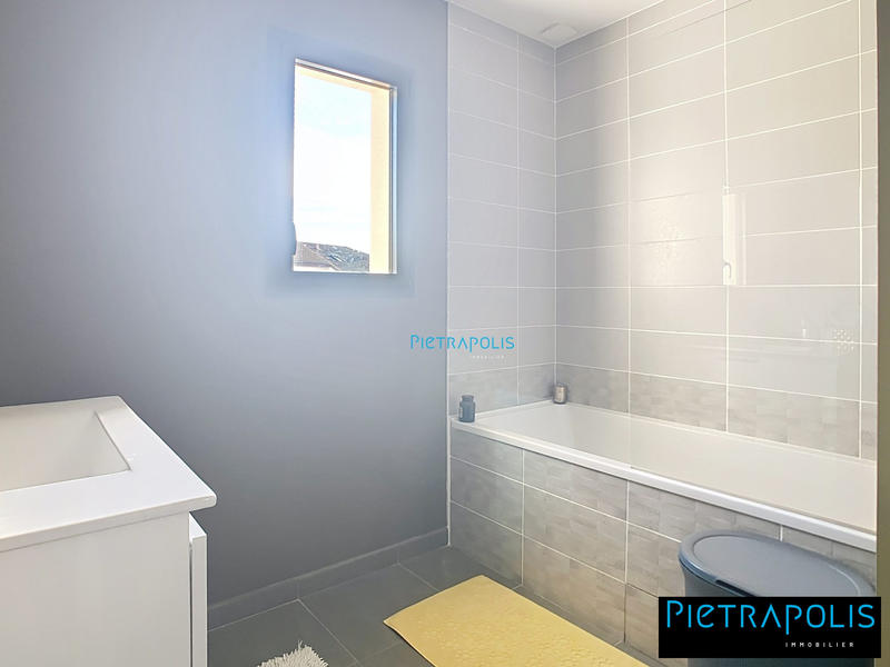 Maison - 145 m² - 6 pièces