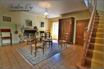 Maison - 226 m² - 8 pièces