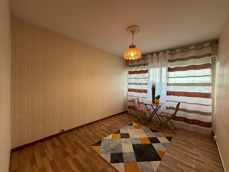 Appartement - 84 m² - 4 pièces