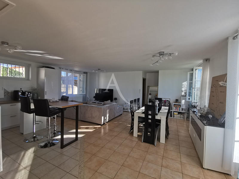 Maison - 123 m² - 5 pièces