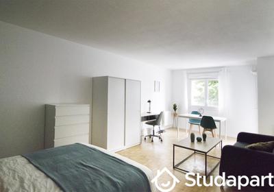 Chambre - 10 m² - 1 pièce