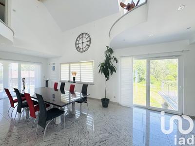 Maison - 455 m² - 20 pièces