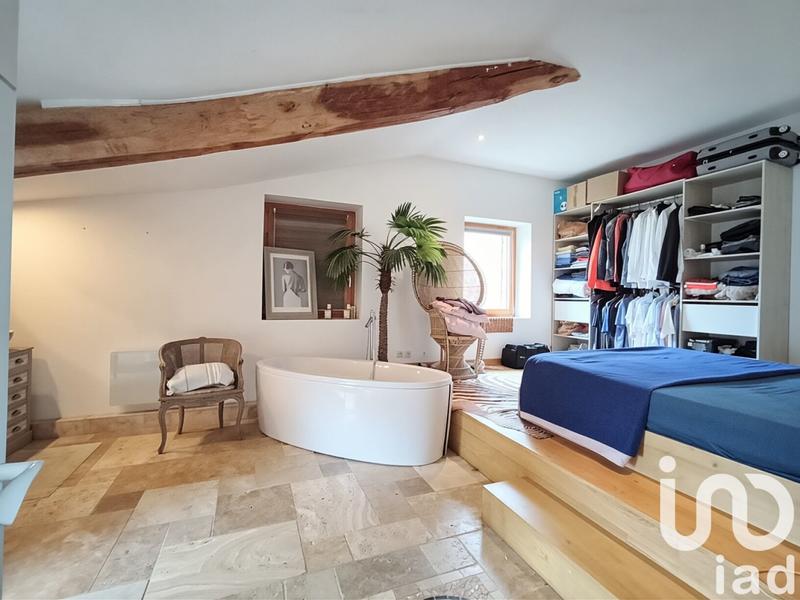 Maison - 127 m² - 3 pièces