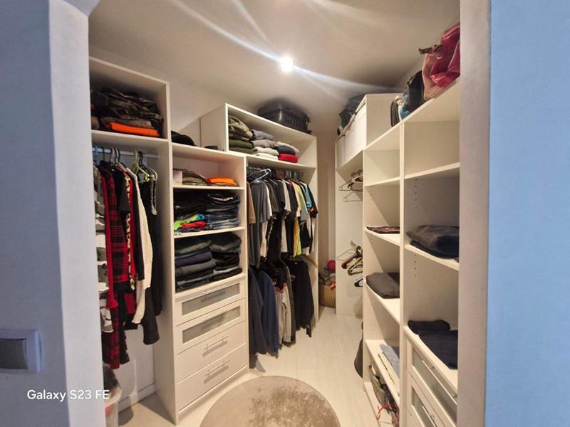 Maison - 190 m² - 7 pièces