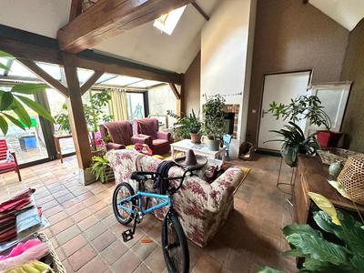 Maison - 250 m² - 10 pièces