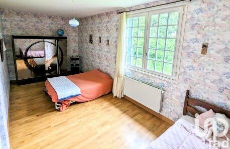 Maison - 262 m² - 8 pièces