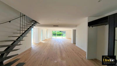 Villa - 157 m² - 5 pièces