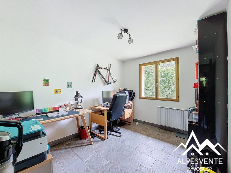 Maison - 87 m² - 4 pièces