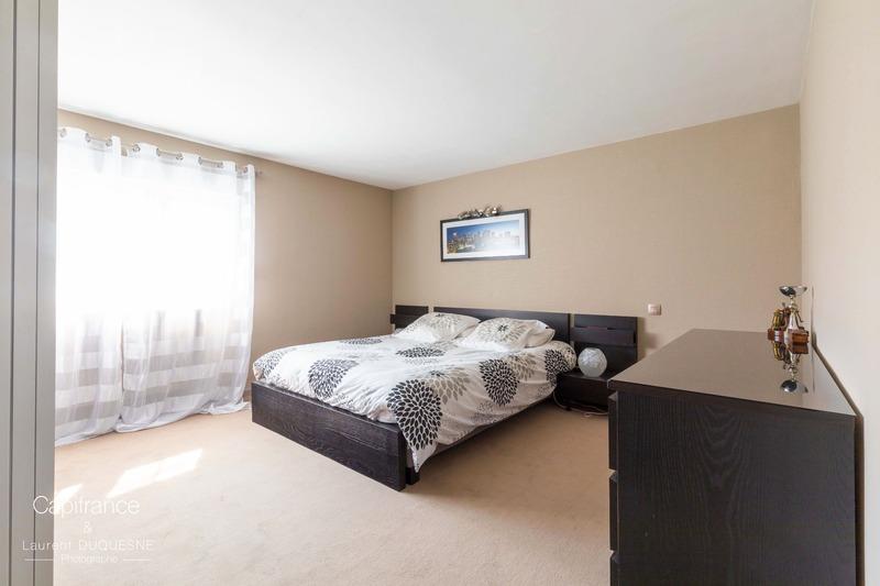 Maison - 200 m² - 8 pièces