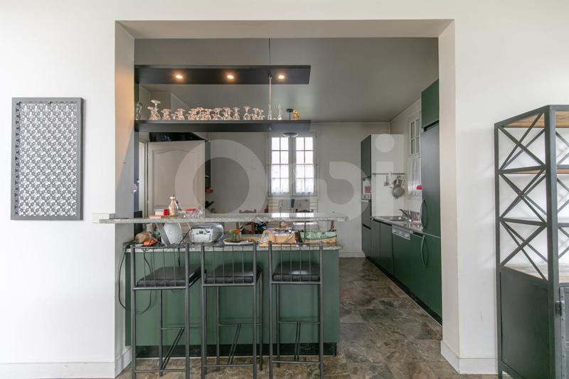 Maison - 199 m² - 7 pièces