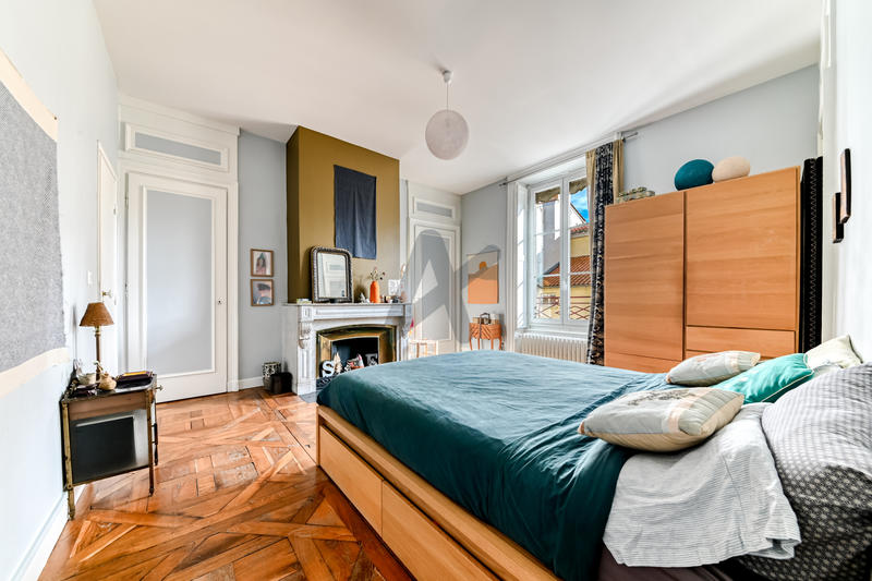 Appartement - 96 m² - 4 pièces