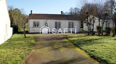 Maison - 86 m² - 5 pièces