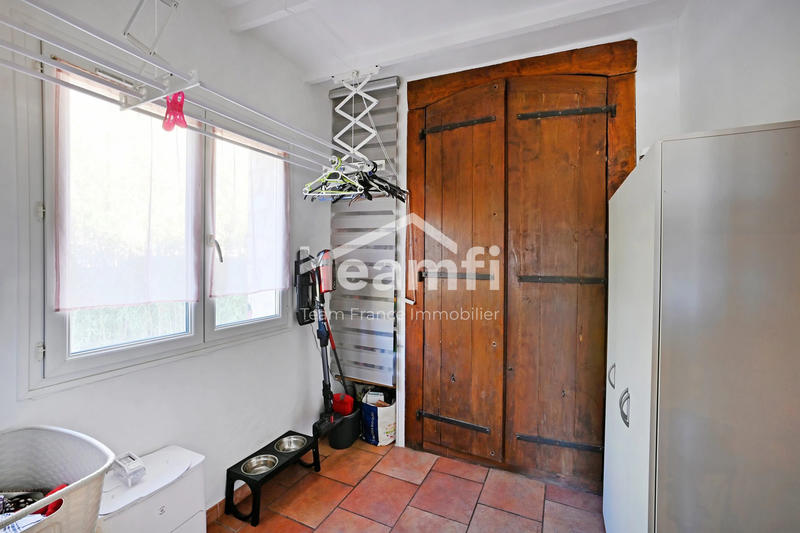 Maison traditionnelle - 135 m² - 7 pièces