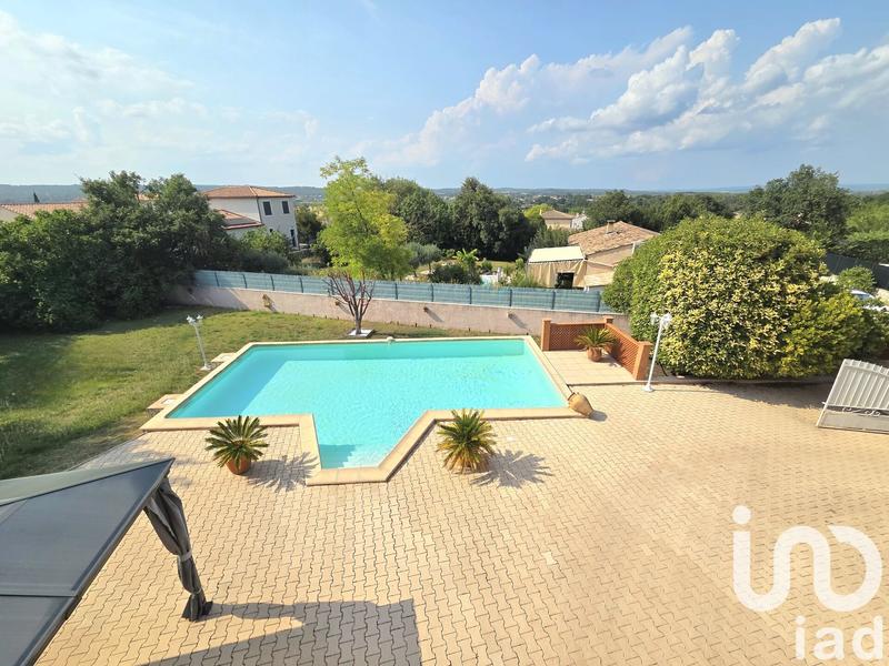 Maison - 190 m² - 4 pièces