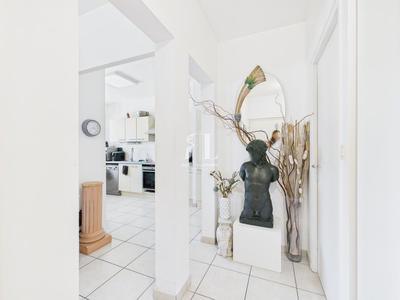 Appartement - 80 m² - 3 pièces