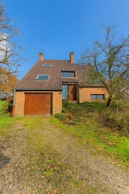 Maison - 123 m² - 8 pièces