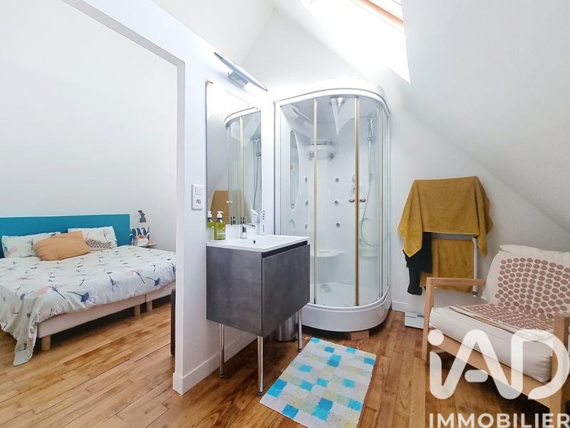 Maison de village - 139 m² - 9 pièces