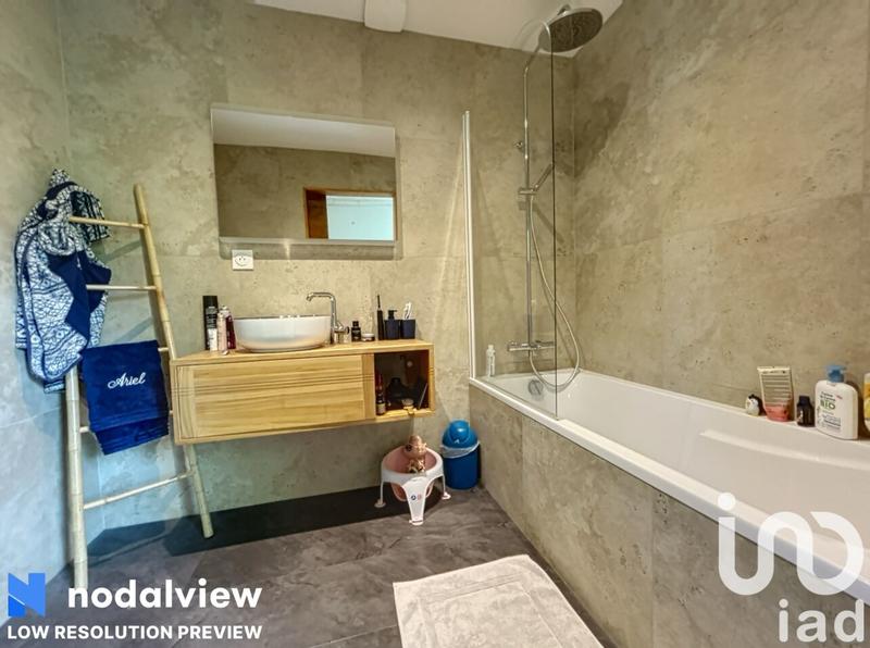 Maison - 161 m² - 6 pièces