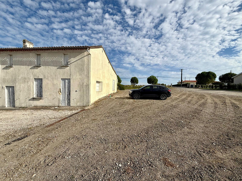 Maison - 80 m² - 5 pièces