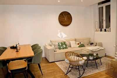 Appartement - 92 m² - 4 pièces