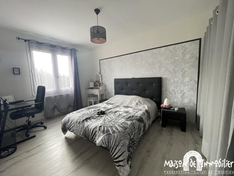 Maison - 185 m² - 8 pièces
