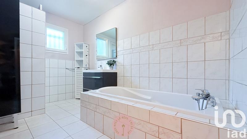 Maison - 141 m² - 6 pièces