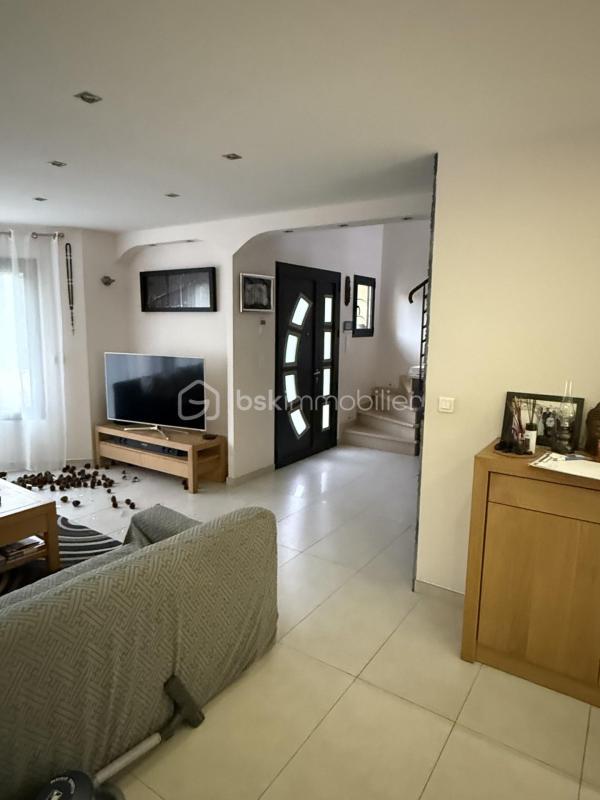 Maison - 210 m² - 9 pièces