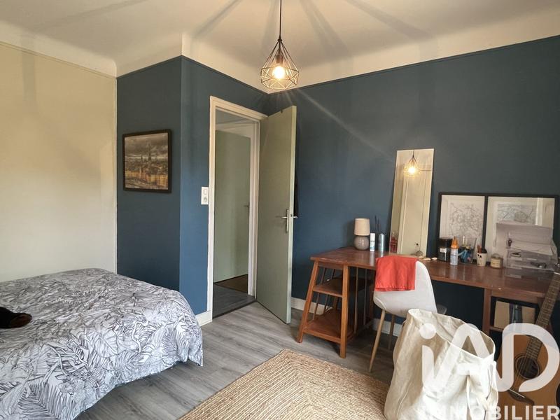 Maison - 216 m² - 8 pièces