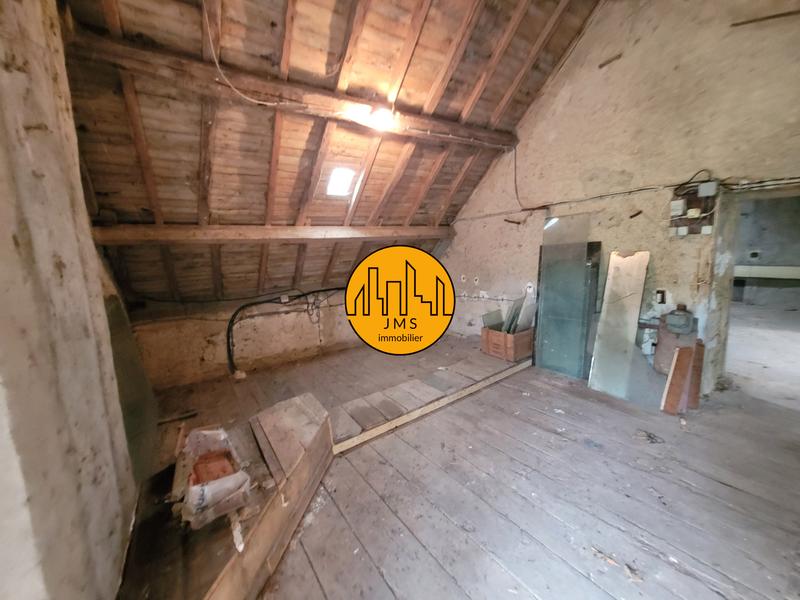 Propriété - 80 m² - 3 pièces