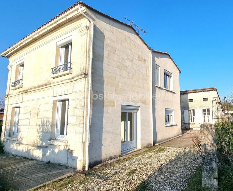 Maison - 114 m² - 5 pièces