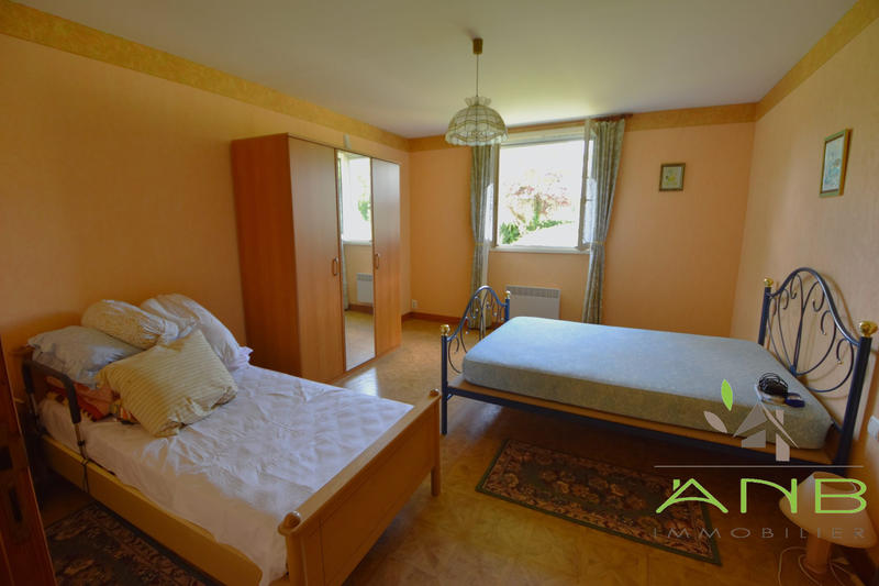 Maison - 150 m² - 5 pièces