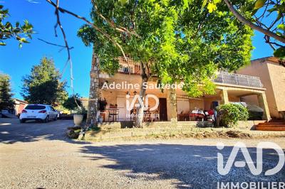 Maison - 280 m² - 9 pièces